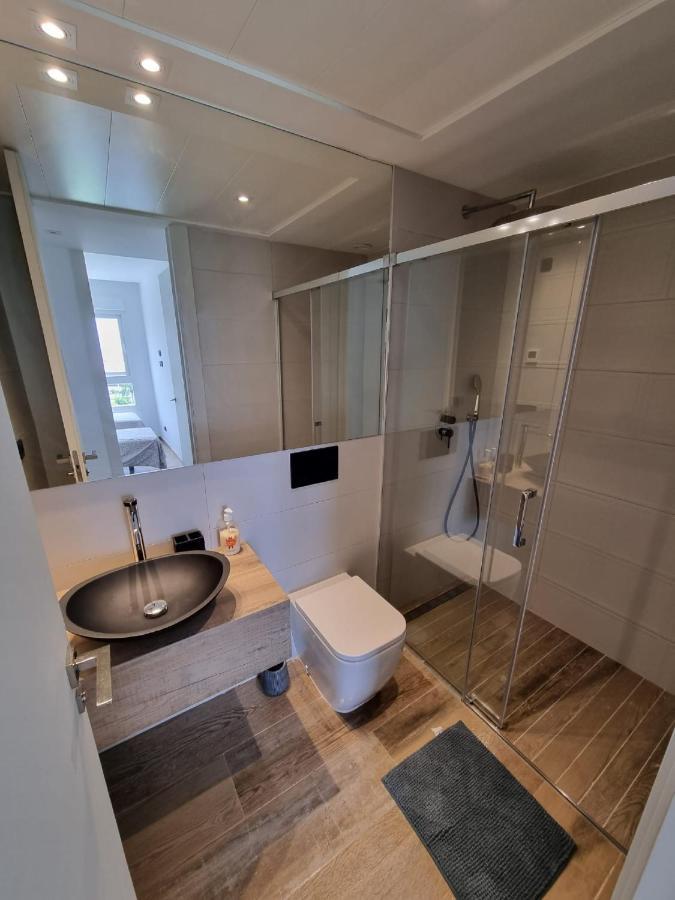 Nice 2 Bedroom Bali Apartment With Sea Views Торрев'єха Екстер'єр фото